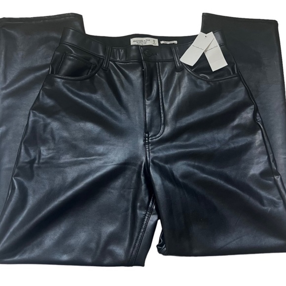 Abercrombie & Fitch Ankle Straight Ultra High
Rise Vegan Leather Black Pants - Picture 2 of 6